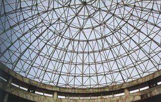 巴彦淖尔铝镁锰板屋面网架在设计时要注意哪些细节